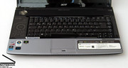 Acer wykorzystał je do umieszczenia na lewo od klawiatury konsoli do sterowania multimediami