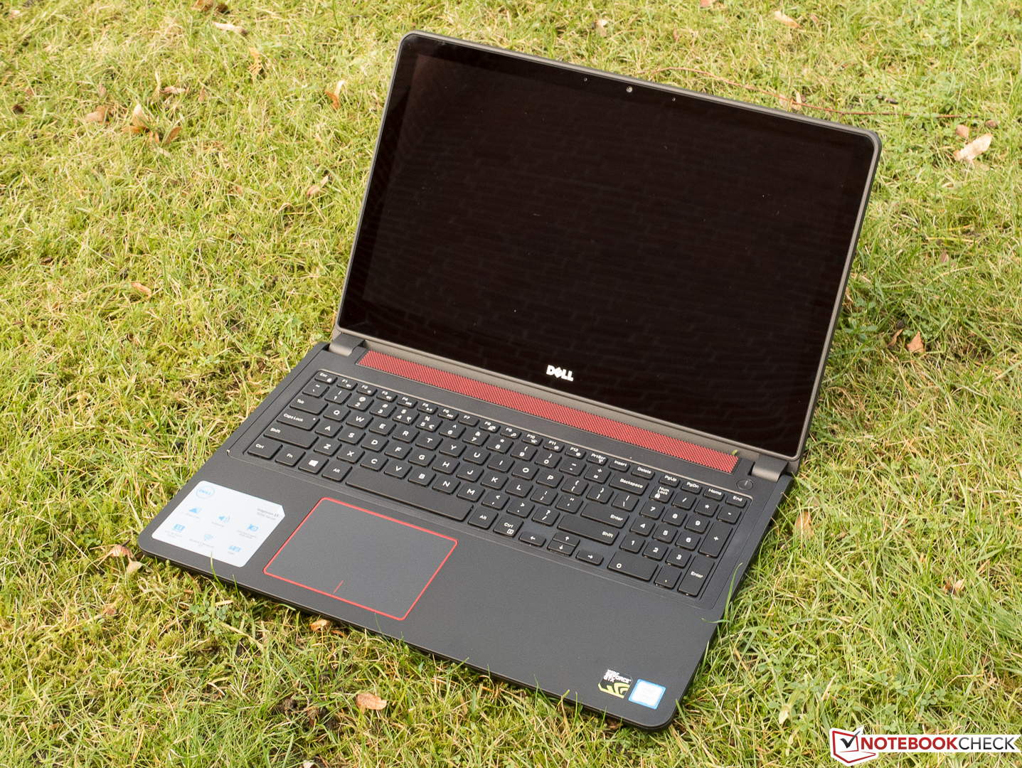 http://www.notebookcheck.pl/fileadmin/Notebooks/Dell/Inspiron_15_7559/Dell_Inspiron_15_7559_07_von_18.jpg