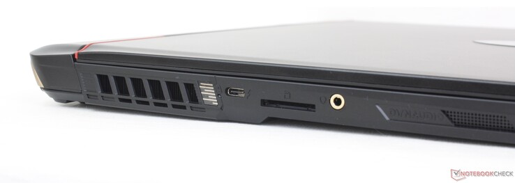 Po lewej: USB-C 3.2 Gen. 2 z Thunderbolt 4, czytnik SD, zestaw słuchawkowy 3,5 mm