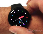 Pixel Watch i Pixel Watch 2 powinny mieć ten sam ogólny wygląd, jak na zdjęciu. (Źródło obrazu: Notebookcheck)