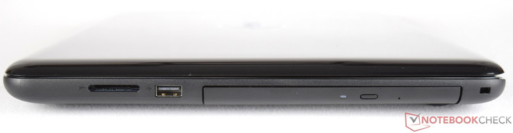 prawy bok: czytnik kart pamięci, USB 2.0, napęd optyczny, gniazdo linki zabezpieczającej