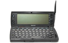 Nokia 9110 Communicator. (Źródło obrazu: Wikipedia)