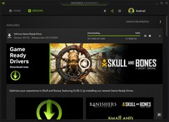 Pobieranie pakietu Nvidia GeForce Game Ready Driver 551.52 przez GeForce Experience (Źródło: własne)