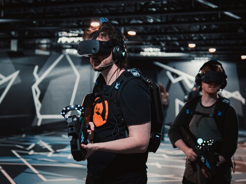 AR i VR mają poczynić znaczące postępy w branży gier (Źródło: Unsplash)
