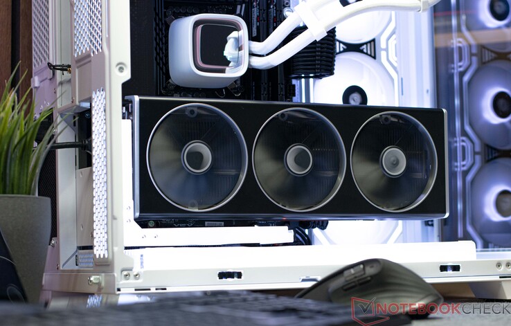 XFX Speedster MERC 310 Radeon RX 7900 XTX Black Edition w naszym systemie testowym