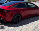Tesla Model 3 Ludicrous w Malibu (zdjęcie: BooDev/X)