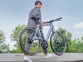 Fiido Air to karbonowy e-rower ważący 13 kg (~28,7 funta) (źródło zdjęcia: Fiido)
