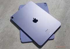 Apple oczekuje się, że iPad Air będzie oferowany w dwóch rozmiarach, podobnie jak iPad Pro, obecny iPad Air na zdjęciu. (Źródło zdjęcia: Notebookcheck)
