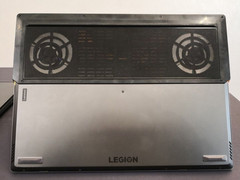 Legion Y730-15 - spód