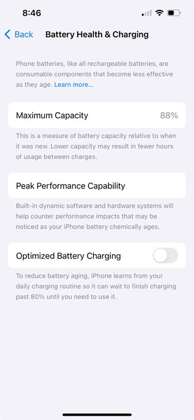 strona "Stan baterii" iPhone'a pokazująca aktualnie pozostałą pojemność baterii