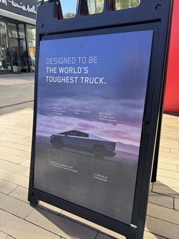 Tesla wydaje się niepewna co do egzoszkieletu Cybertrucka w tej reklamie