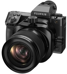 Obiektyw GF30mmF5.6 T/S w nowym aparacie GFX100 II (źródło zdjęcia: Fujifilm)