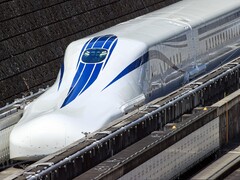 Shinkansen Chūō na torze testowym. (Zdjęcie: Central Japan Railway Company)