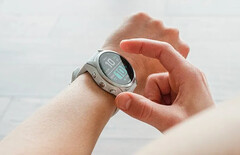 Garmin Fenix 7S jest jednym z kilku smartwatchy kwalifikujących się do wersji beta 15.74. (Źródło zdjęcia: Garmin)