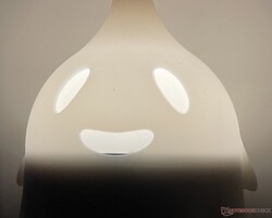 Pokrowiec firmy Olight na lampkę Obulb Pro. (Fot. Andreas Sebayang/Notebookcheck.com)