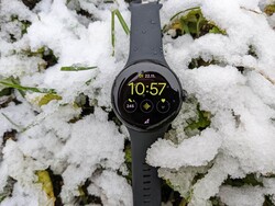 Testowanie zegarka Google Pixel Watch. Jednostka testowa dostarczona przez Google Niemcy.