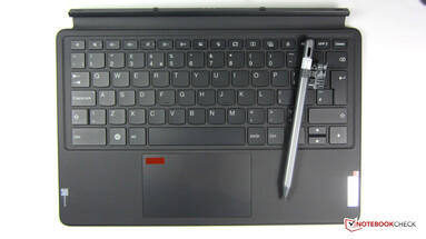 Akcesoria opcjonalne: Pióro do wprowadzania danych Lenovo Tab Pen Plus, klawiatura dokująca z touchpadem...
