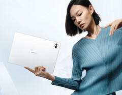 Najnowszy tablet Huawei ma stosunkowo cienkie ramki wyświetlacza (źródło zdjęcia: Huawei)