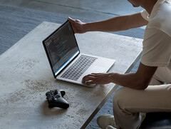 Surface Laptop Studio 2 może być trudny do odróżnienia od swojego poprzednika, na zdjęciu. (Źródło zdjęcia: Microsoft)