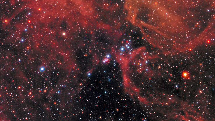 Zdjęcie Supernowej 1987A wykonane za pomocą Kosmicznego Teleskopu Hubble'a. (Zdjęcie: NASA, ESA, Robert P. Kirshner (CfA, Moore Foundation), Max Mutchler (STScI), Roberto Avila (STScI))
