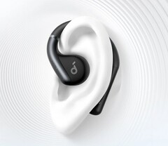 Firma Anker wprowadziła do sprzedaży w USA swoje nowe słuchawki otwarte Soundcore AeroFit (Pro). (Zdjęcie: Soundcore)
