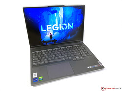 W recenzji: Lenovo Legion 7 16IAX7. Urządzenie do recenzji dostarczone przez Lenovo Niemcy.