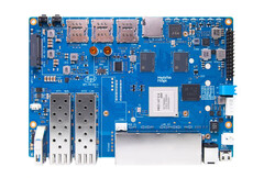 BPI-R4 ma wiele opcji połączeń, dzięki czemu może służyć jako router DIY. (Źródło obrazu: Banana Pi)