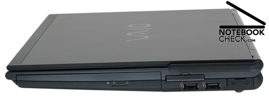 prawy bok: napęd optyczny, ExpressCard/34, 2x USB, LAN, modem, antena WWAN