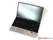 z bliska: Samsung 300E5A z bliska: Samsung 300E5A