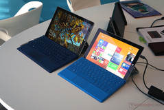 Surface 3 obok modelu Surface Pro 3
