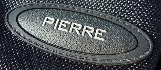 Pierre Premium 2327 i 2318