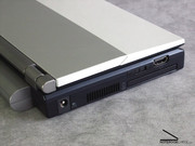 lewy bok: port mini VGA, PCMCIA II, gniazdo sieciowe