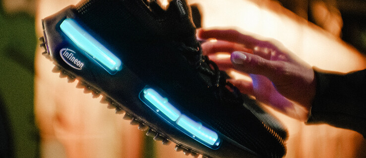 Lighting Shoe reaguje efektami świetlnymi LED na muzykę otoczenia (Źródło obrazu: Infineon)