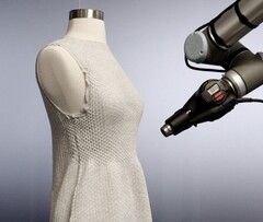 MIT Self Assembly Lab stworzyło prototyp metody produkcji 4D Knit Dress, która zapewnia idealne dopasowanie przy użyciu ciepła. (Źródło: MIT Self Assembly Lab)