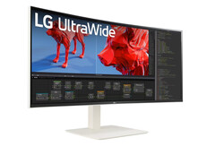 UltraWide 38WR85QC-W może być monitorem biznesowym, ale ma również kwalifikacje do gier. (Źródło zdjęcia: LG)