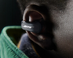 Słuchawki Ultra Open Earbuds mają &quot;wspólne logo&quot; Bose i Kith. (Źródło zdjęcia: Kith)