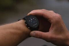 Forerunner 255 to jeden z dwóch smartwatchów Garmin, które otrzymały nowe aktualizacje Release Candidate. (Źródło obrazu: Garmin)