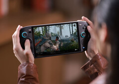 AYANEO KUN to największy handheld do gier wydany do tej pory przez firmę. (Źródło obrazu: AYANEO)