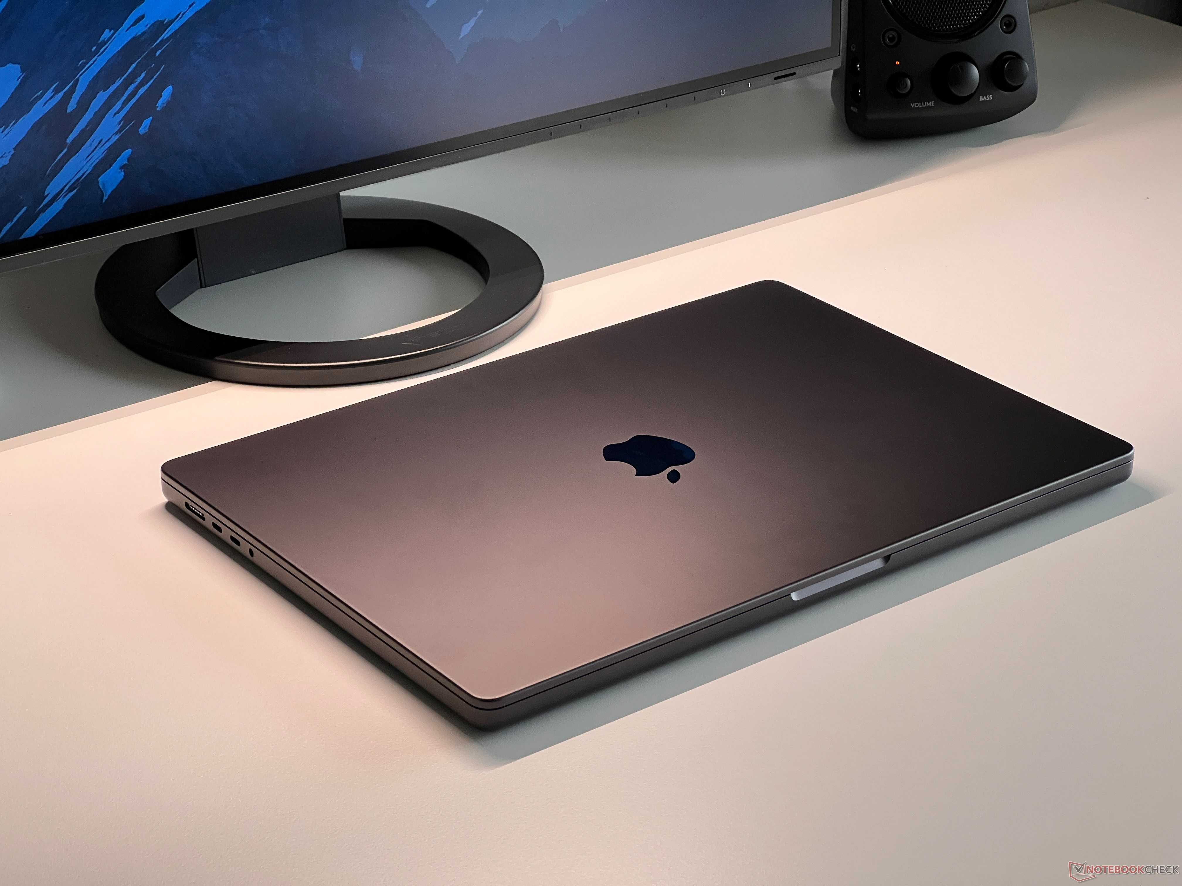 Apple MacBook Pro 16インチ M3 PRO Apple Recenzja MacBooka Pro 16 2023 M3 Pro - efektywność