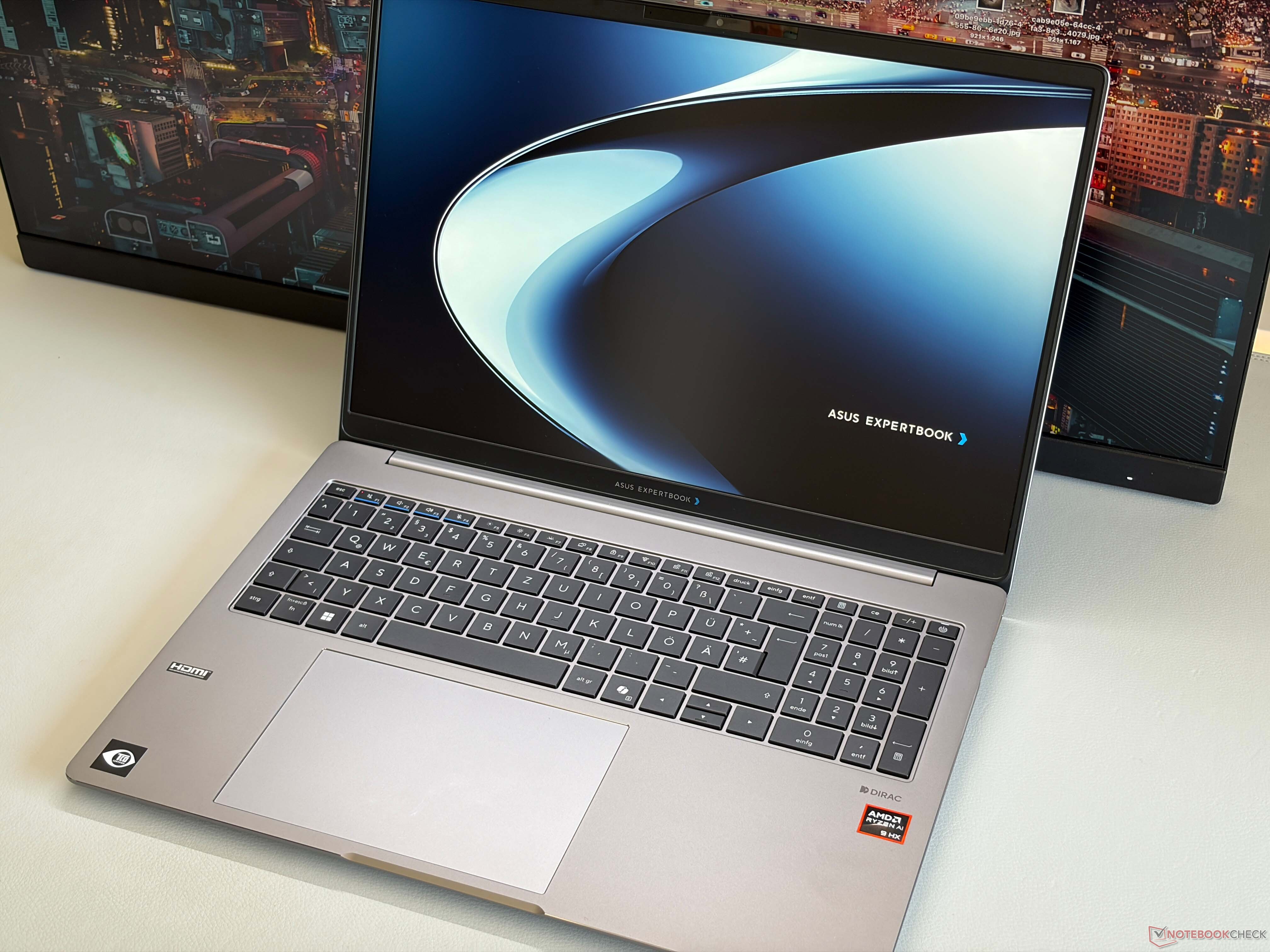 Matowy wyświetlacz IPS o częstotliwości odświeżania 144 Hz w laptopie Asus ExpertBook PM5 G2 doskonale nadaje się do pracy