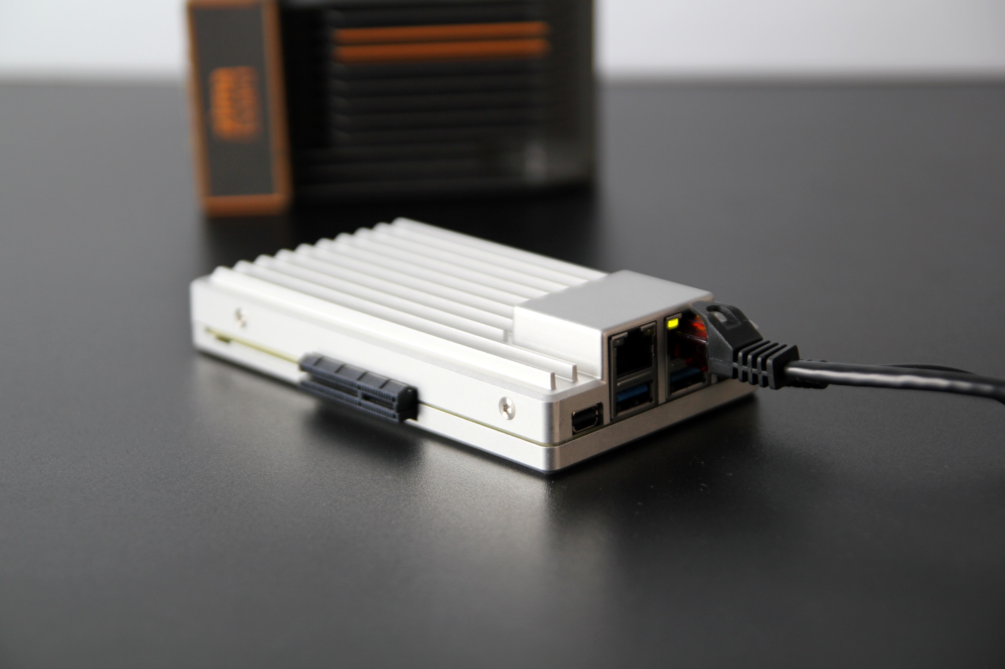 ZimaBoard 2.0 w fazie testów przedpremierowych: Teraz jeszcze potężniejszy i bardziej wszechstronny rywal Raspberry Pi