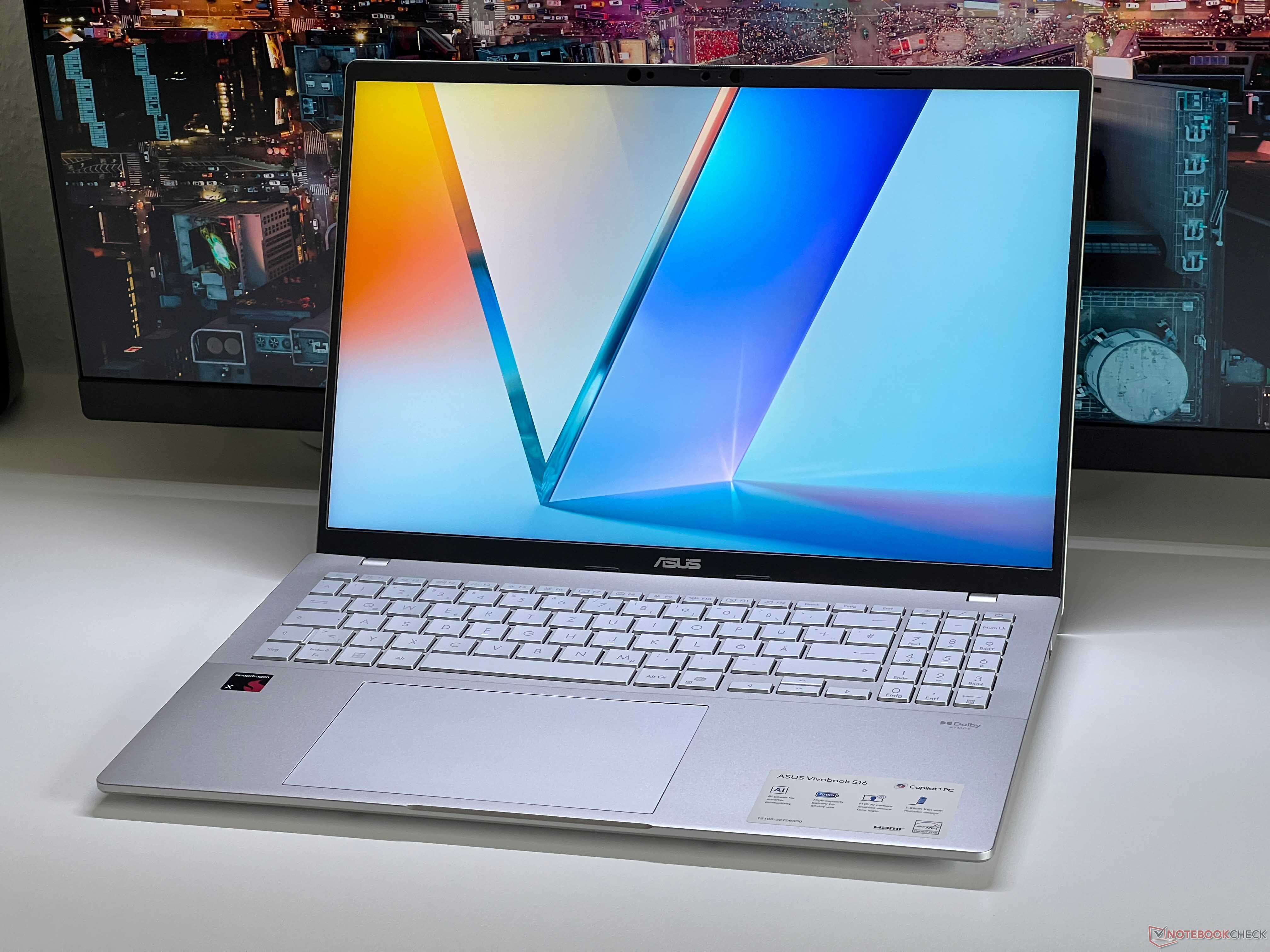 Recenzja laptopa Asus Vivobook S16: Dobry komputer do codziennego użytku z prawie 20 godzinami pracy na baterii za 899 euro