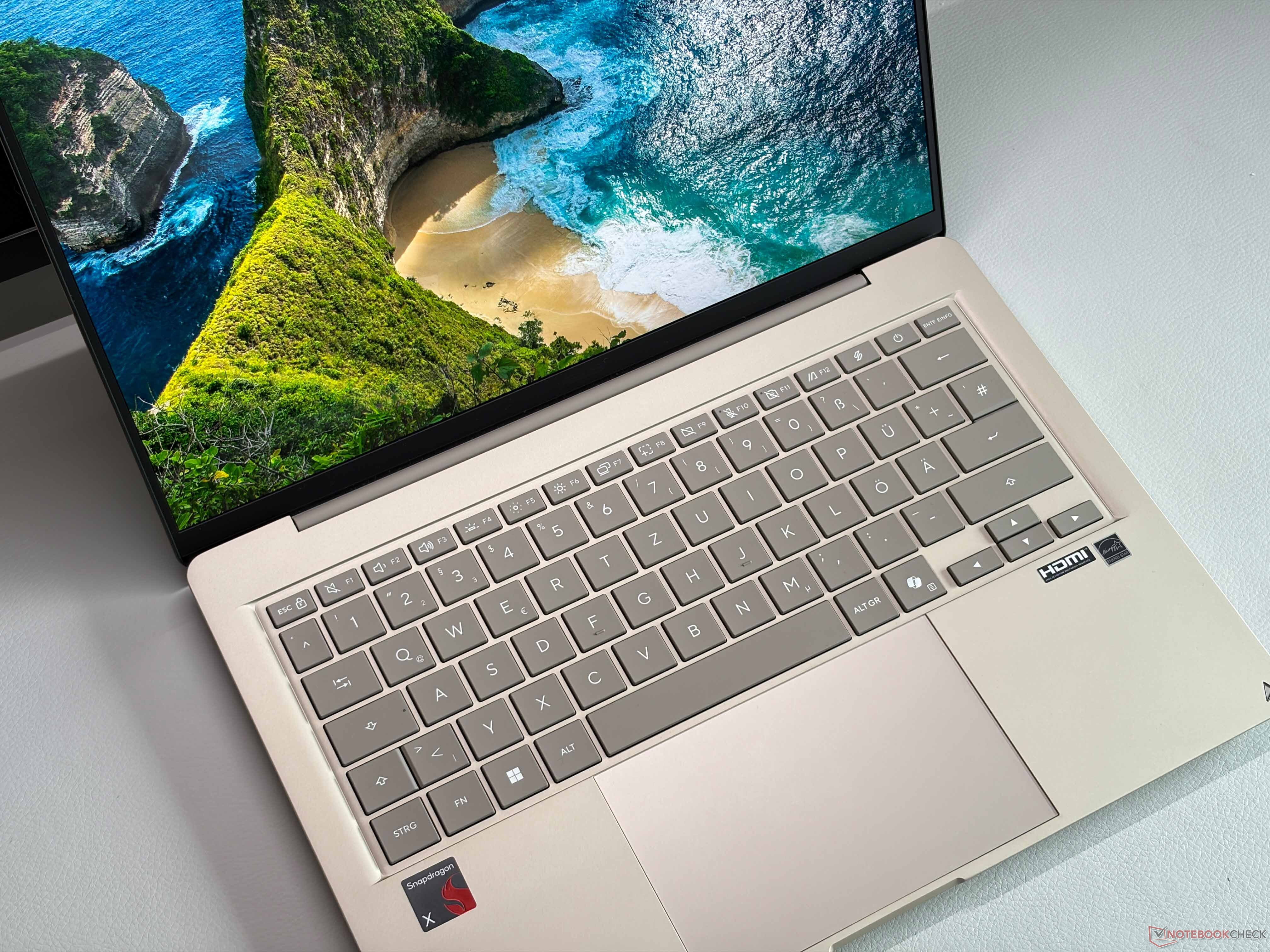 Świetny laptop z wyświetlaczem OLED do codziennego użytku już od 799 dolarów – recenzja Asus Zenbook 14 UX3480
