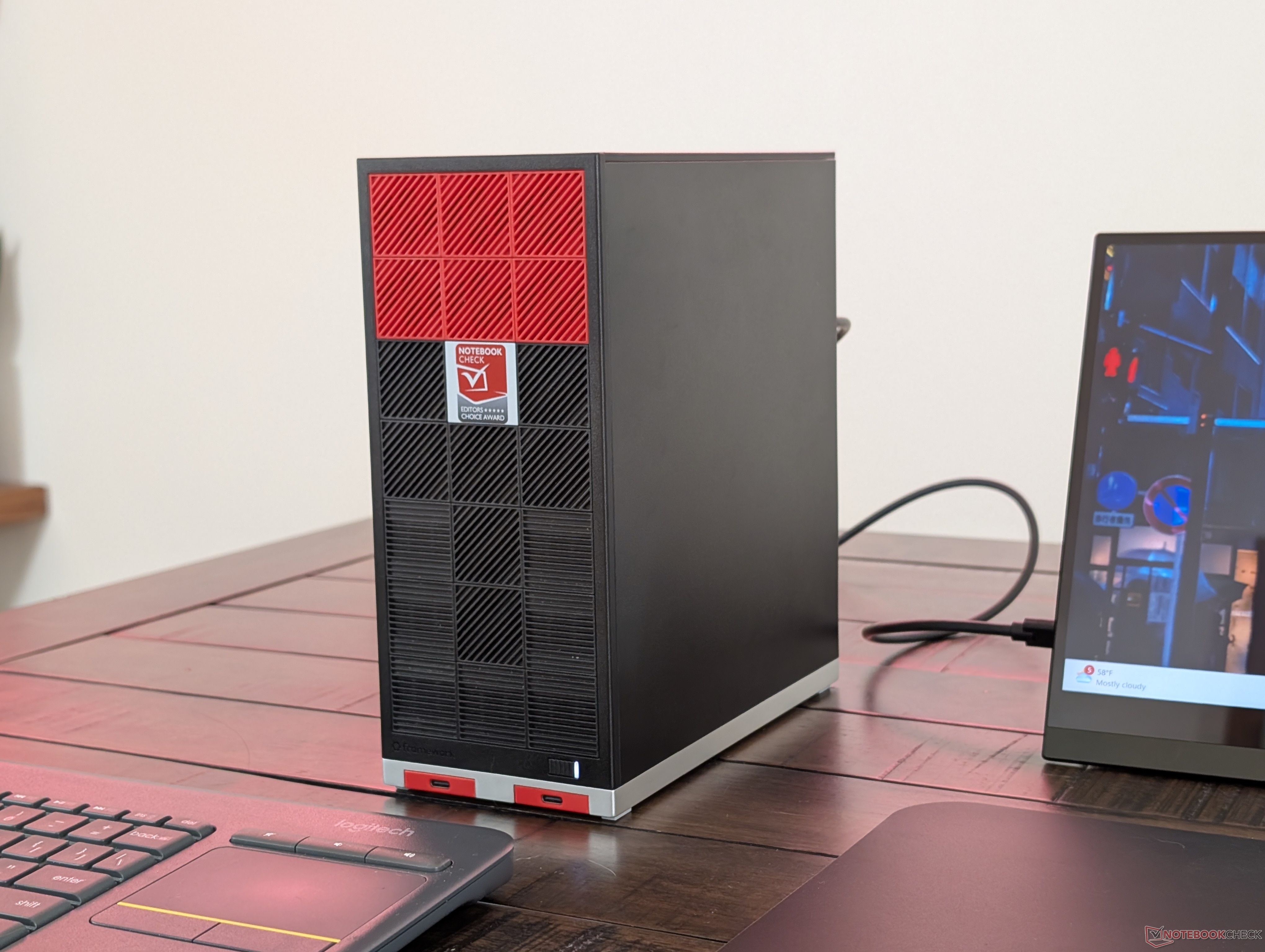 Recenzja Framework Desktop: Mini PC w obudowie mini-ITX