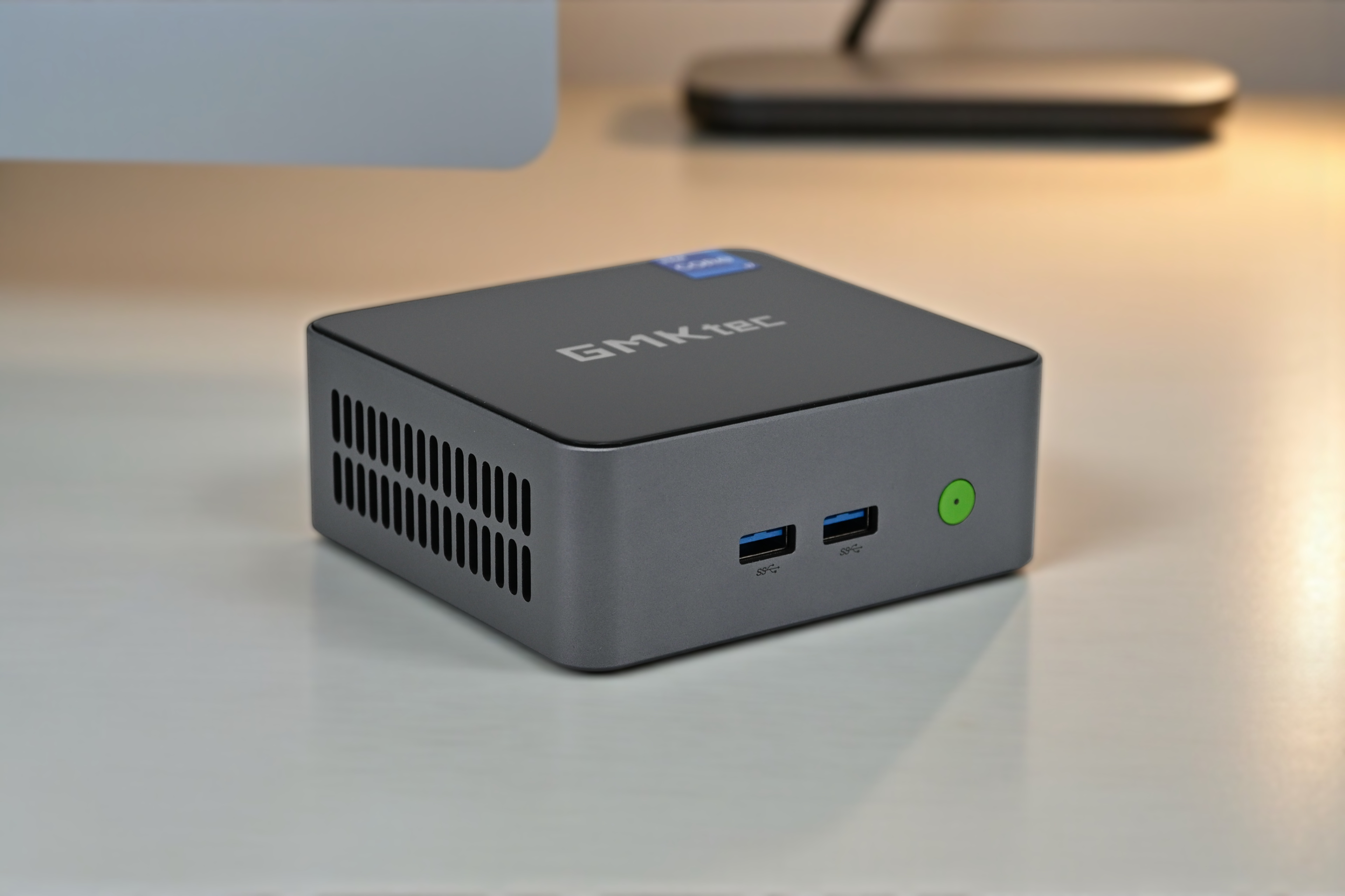 Niedrogi mini PC do domowego biura i multimediów - recenzja GMKtec NucBox M3 Ultra z procesorem Intel Core i7