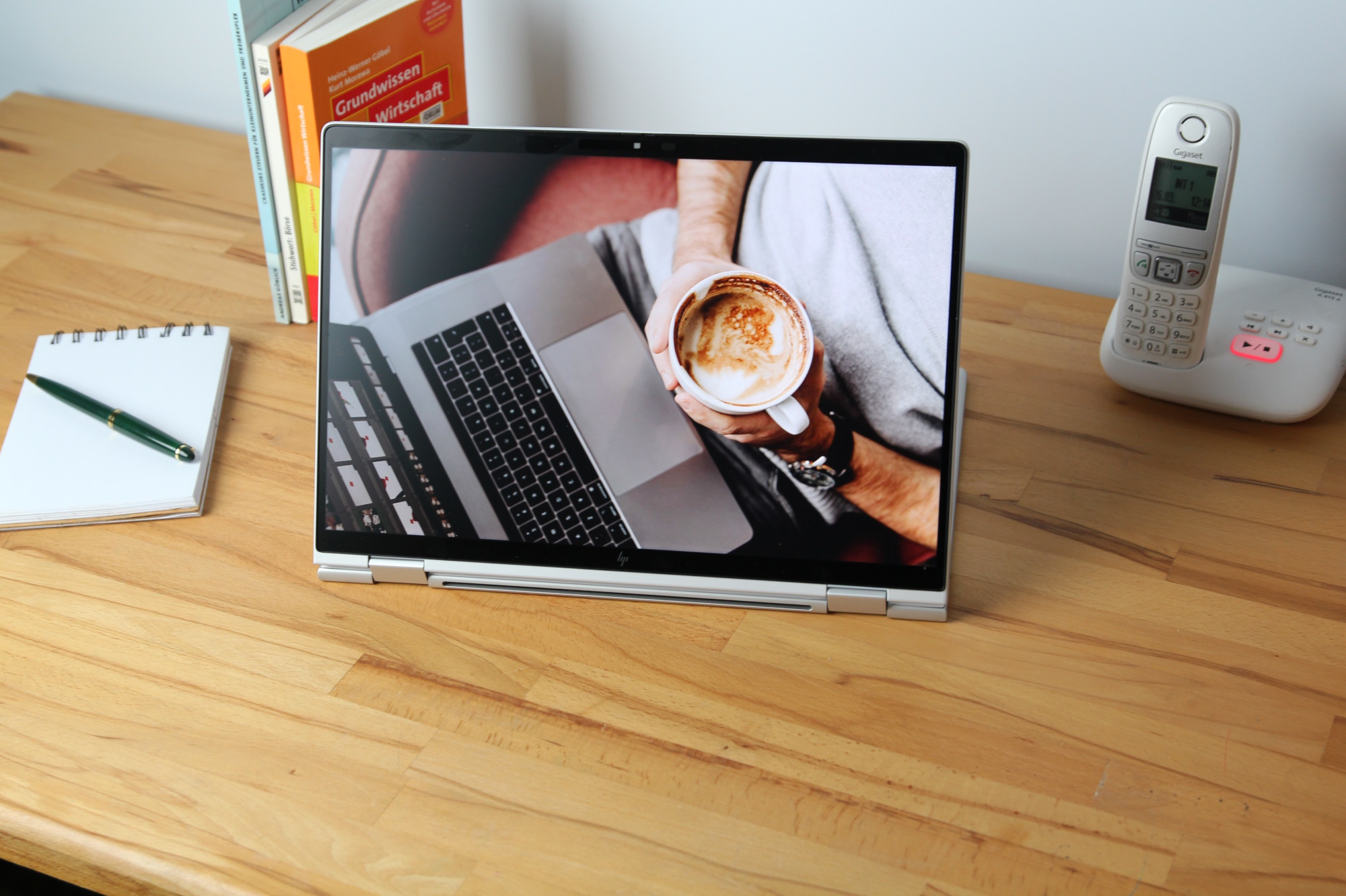 Wysokiej klasy biznesowy komputer 2 w 1 dla dobrze zarabiających: Recenzja HP EliteBook X Flip G1i