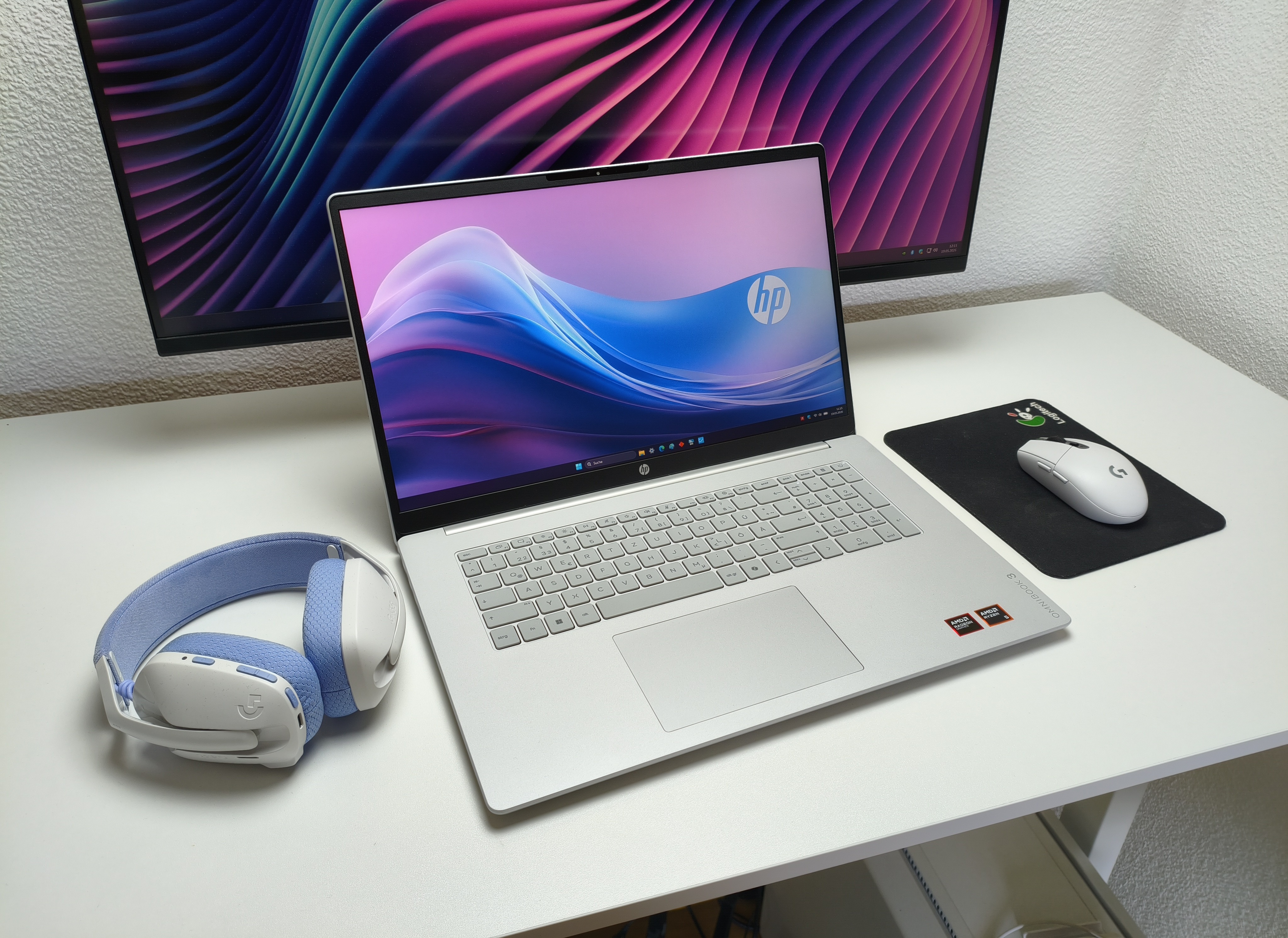 Recenzja laptopa HP OmniBook 3 17: Okazja lub śmierdzące resztki, w zależności od tego, jak na to spojrzeć