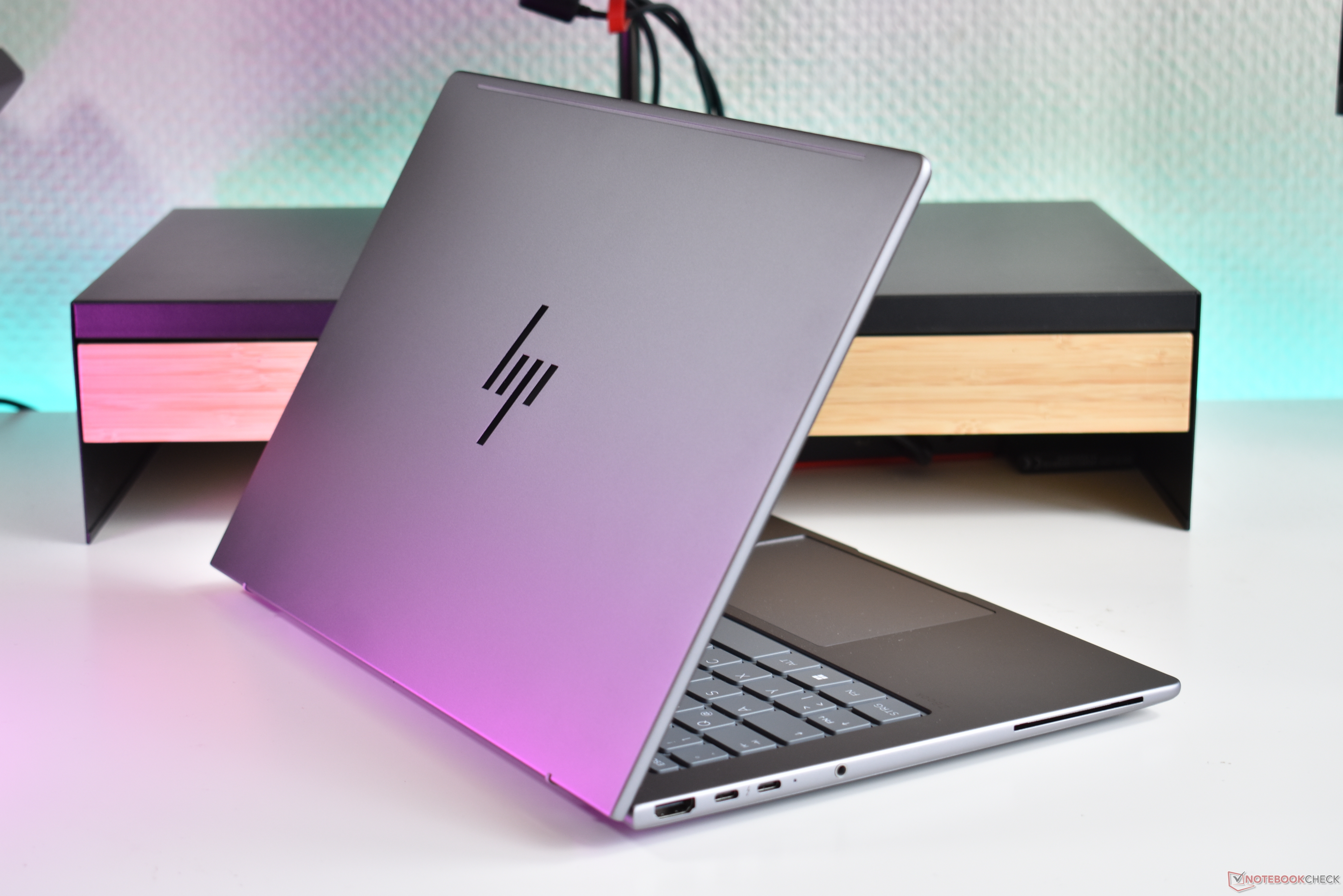 Ten laptop firmy HP stanowi przykład poważnego problemu AMD związanego z technologią ARC