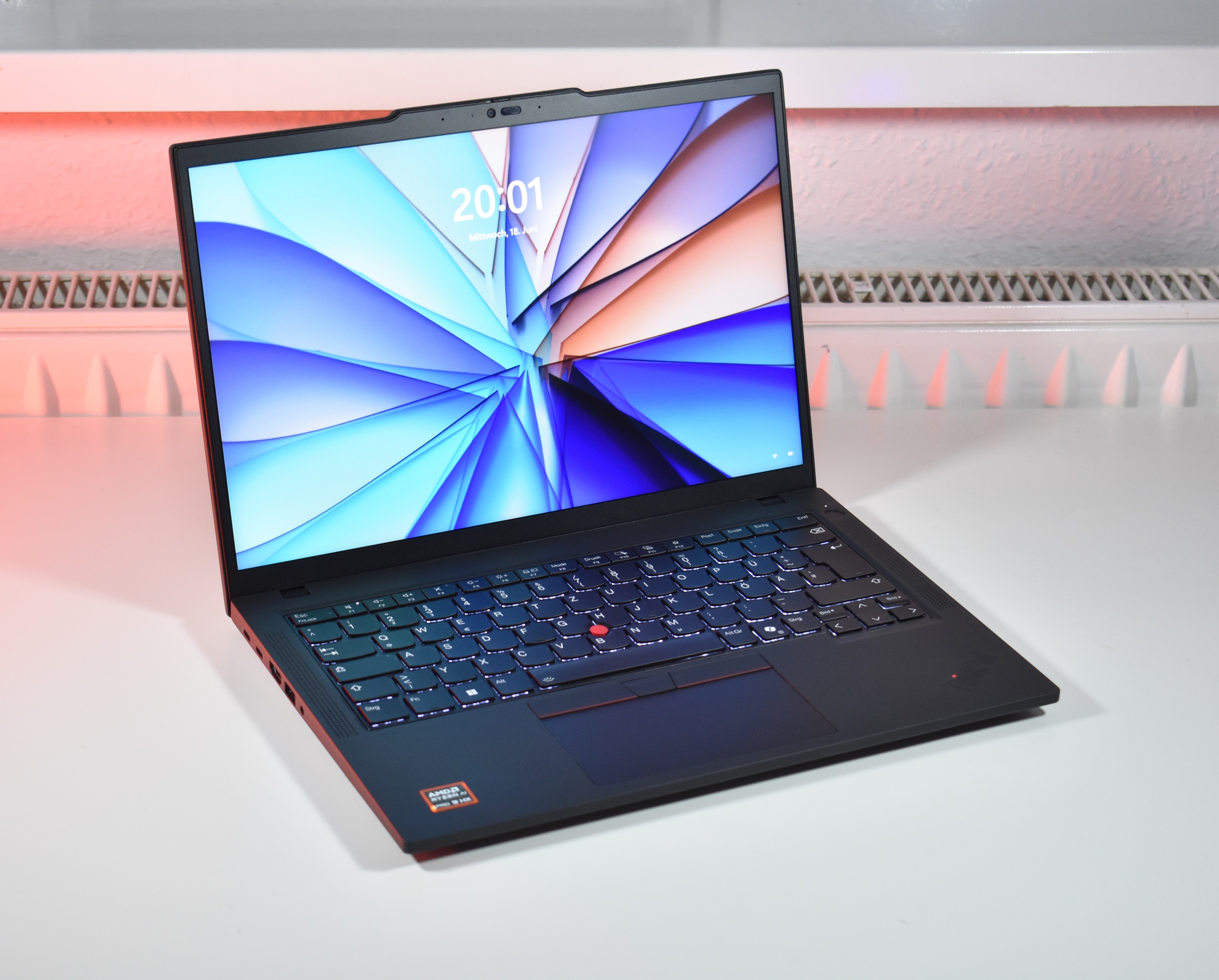 Najmocniejszy 14-calowy ThinkPad AMD z Ryzen AI 9 HX: Recenzja laptopa Lenovo ThinkPad P14s Gen 6 AMD
