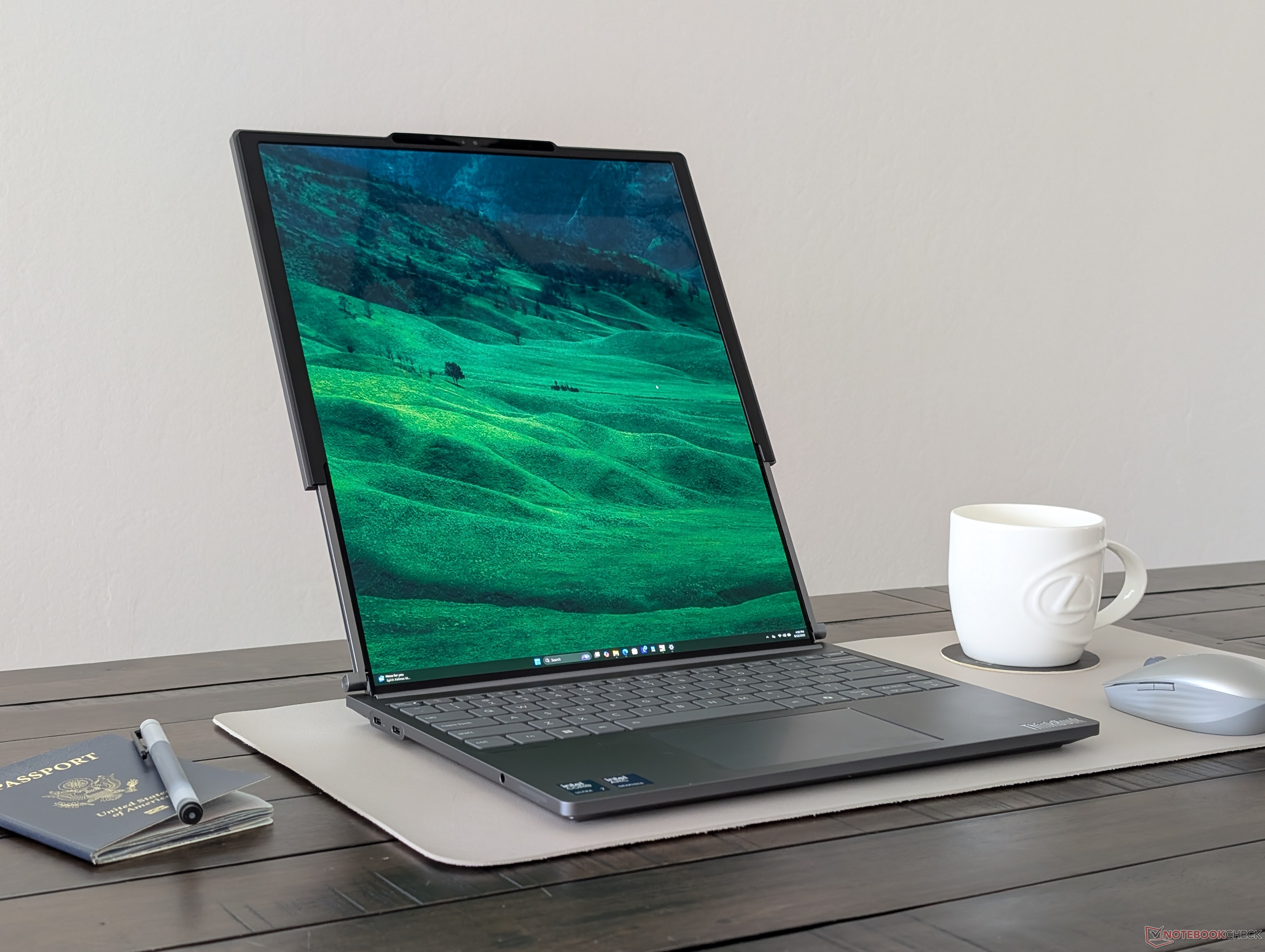 Recenzja Lenovo ThinkBook Plus Gen6 w wersji zwijanej: Najlepsza zabawa z laptopem od dłuższego czasu